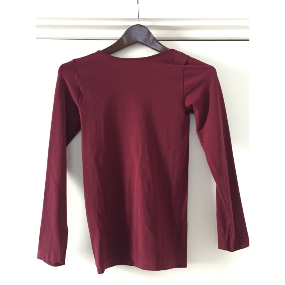 Cross String Long Sleeve Top - Picture 3 of 3