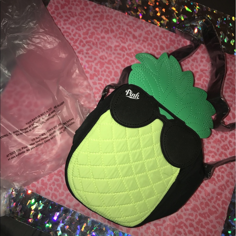 VS PINK Cooler