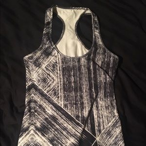 Lulu Racerback Tank Size 8