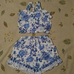 Girls 2 piece tank top and shorts