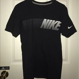 Mens nike shirt