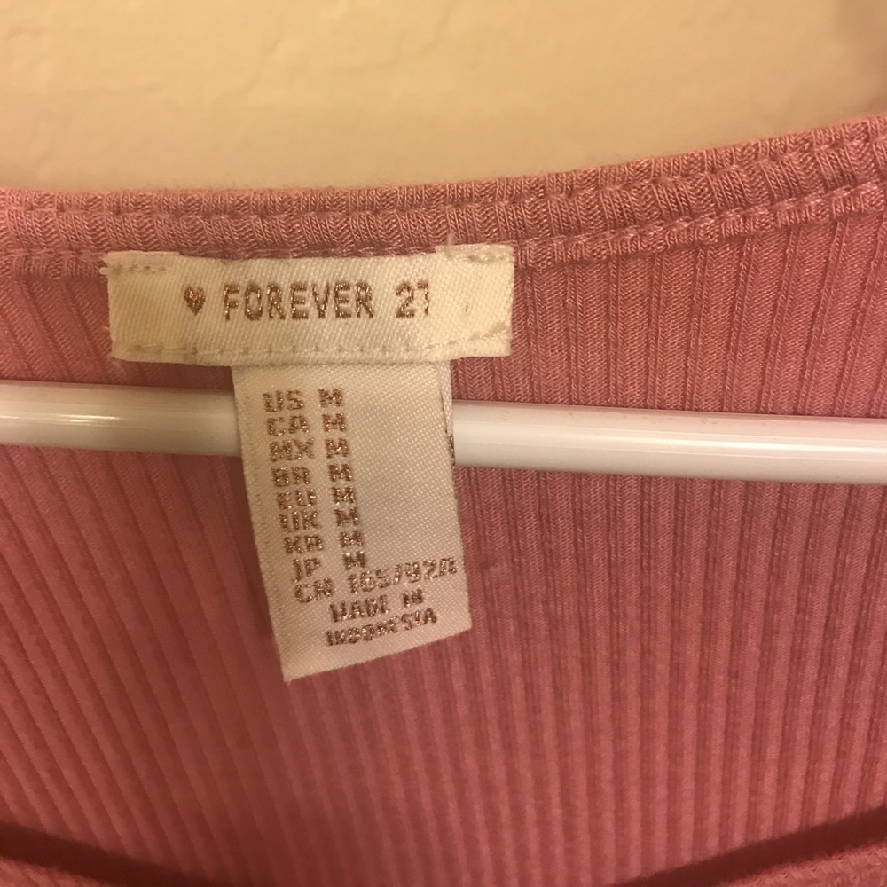 pink tee - Picture 2 of 4