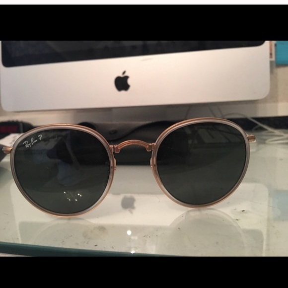 Foldable Polarized Ray Bans - Picture 3 of 4