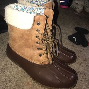 Winter boots