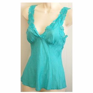 Forever 21 sexy green emerald silk cami S