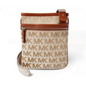 Brand New Michael Kors Jetset Crossbody Bag