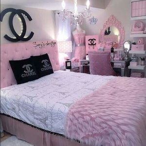 Meet your Posher, Jael