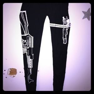 Gun leggings