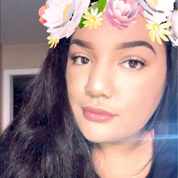 Meet your Posher, Toni - Picture 1 of 1