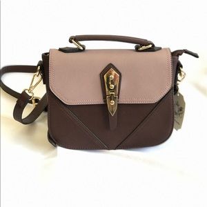 NWT VEGAN CROSSBODY PURSE