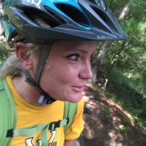 Meet your Posher, Whitney