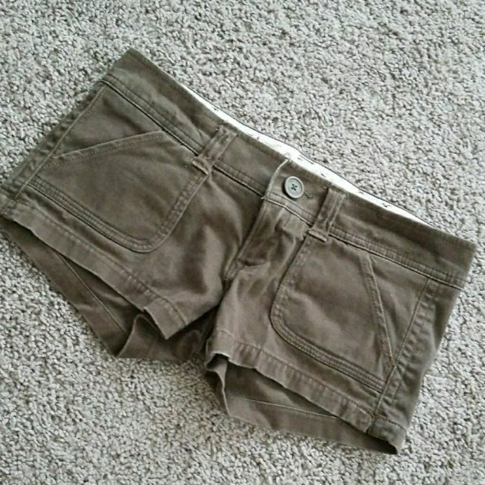 Brown Hollister shorts