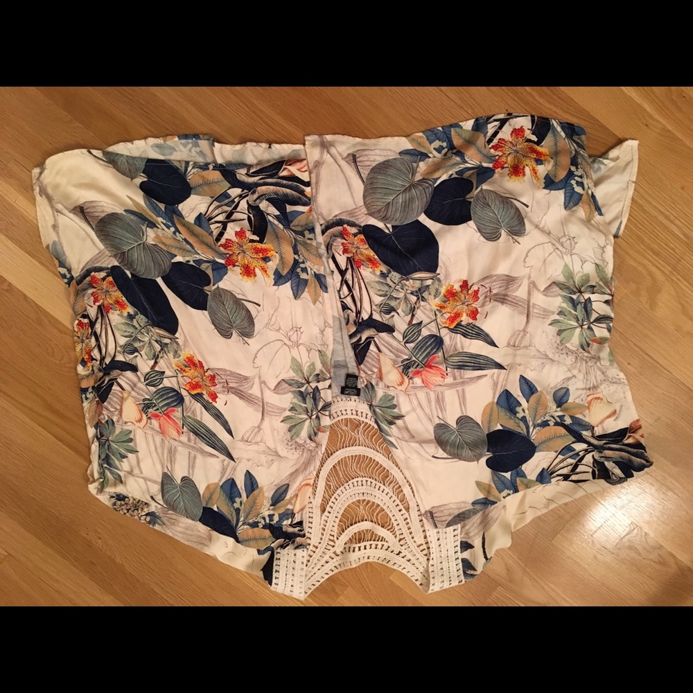 Anthropologie Raya Kimono Cape