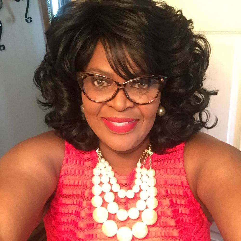 Meet your Posher, Sandra