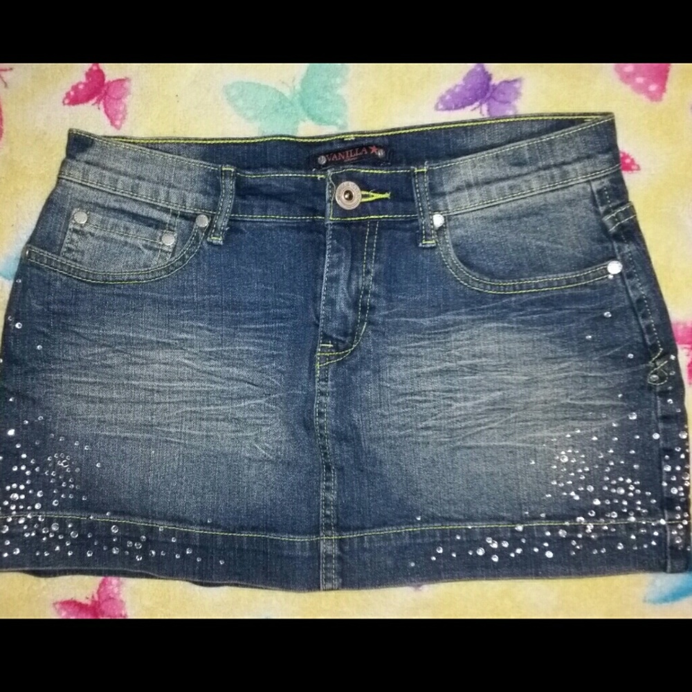 Vanilla Star size 7 mini skirt