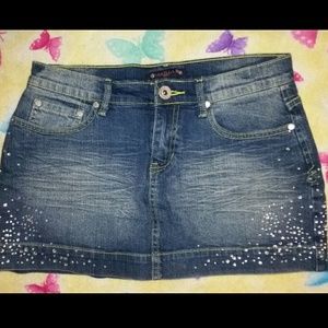 Vanilla Star size 7 mini skirt