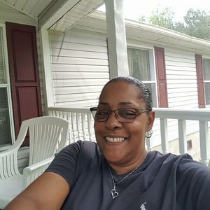 Meet your Posher, Ellen