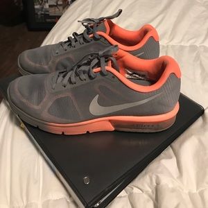 Nike Air Max Sequent sz 8 women's