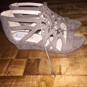 🎉AUGUST 1 SALE🎉Reaction Kenneth Cole Sandals