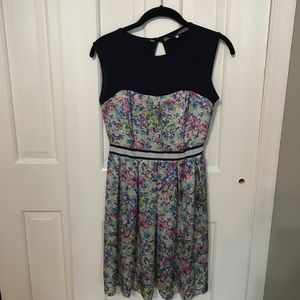 Guess S Dress