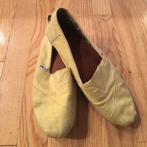 Yellow Alpargatas TOMS