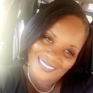 Meet your Posher, Lisa koonce