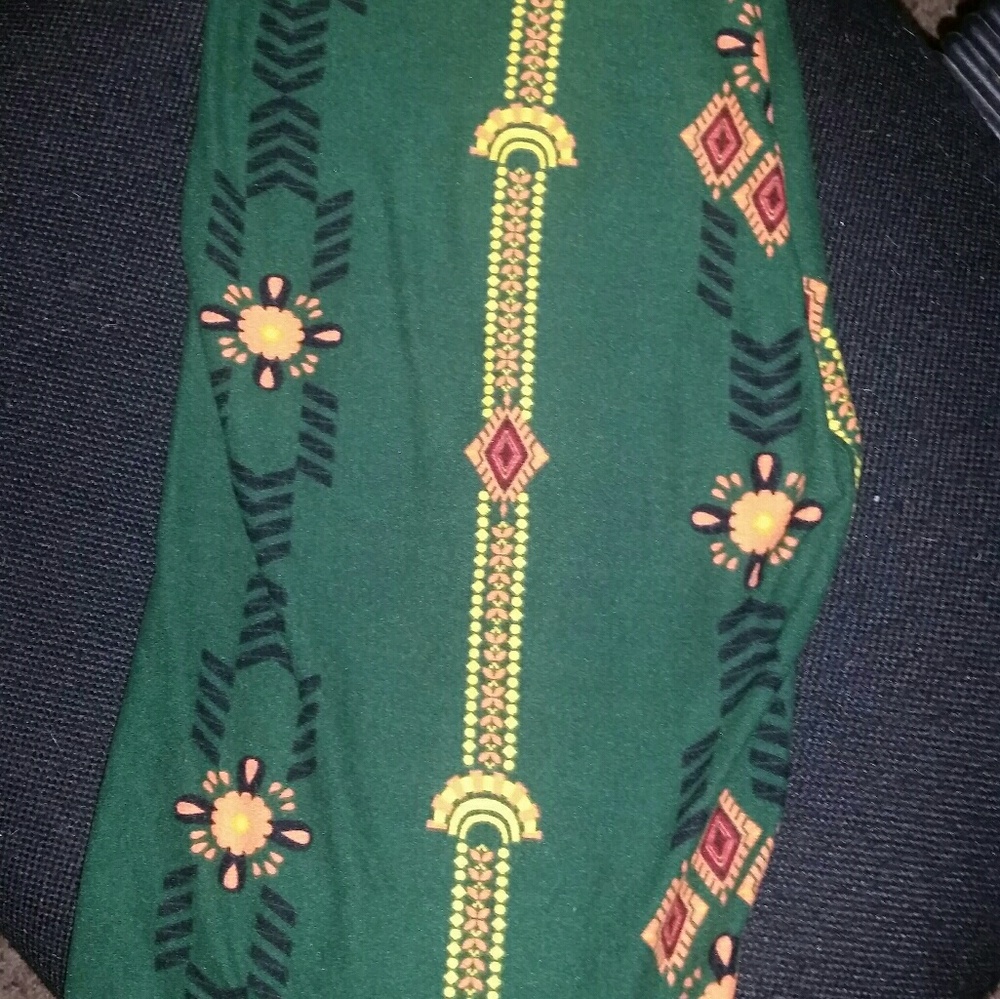 Os leggings by LuLaRoe