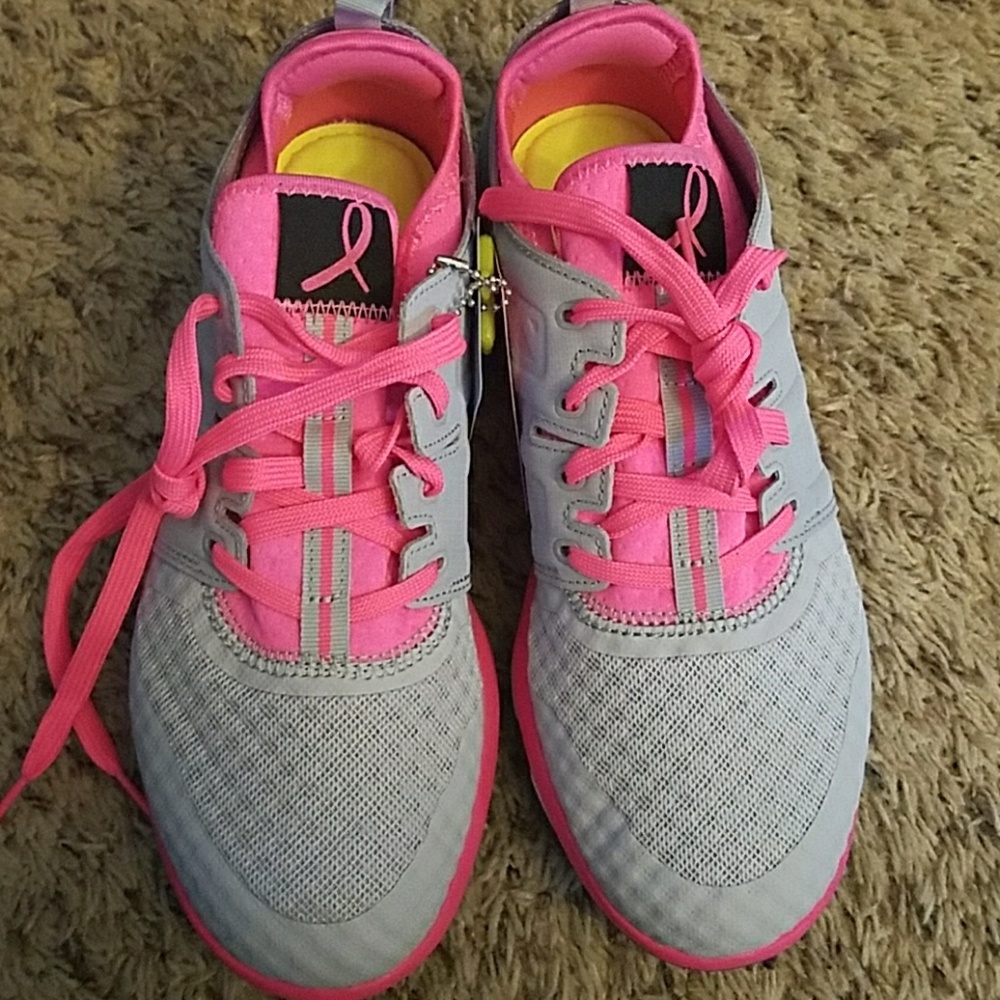 Reebok Cloudride DMX breast cancer awareness 8.5