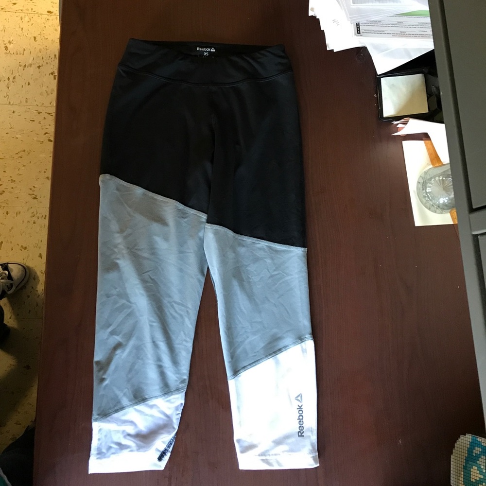 Reebok playdry capris