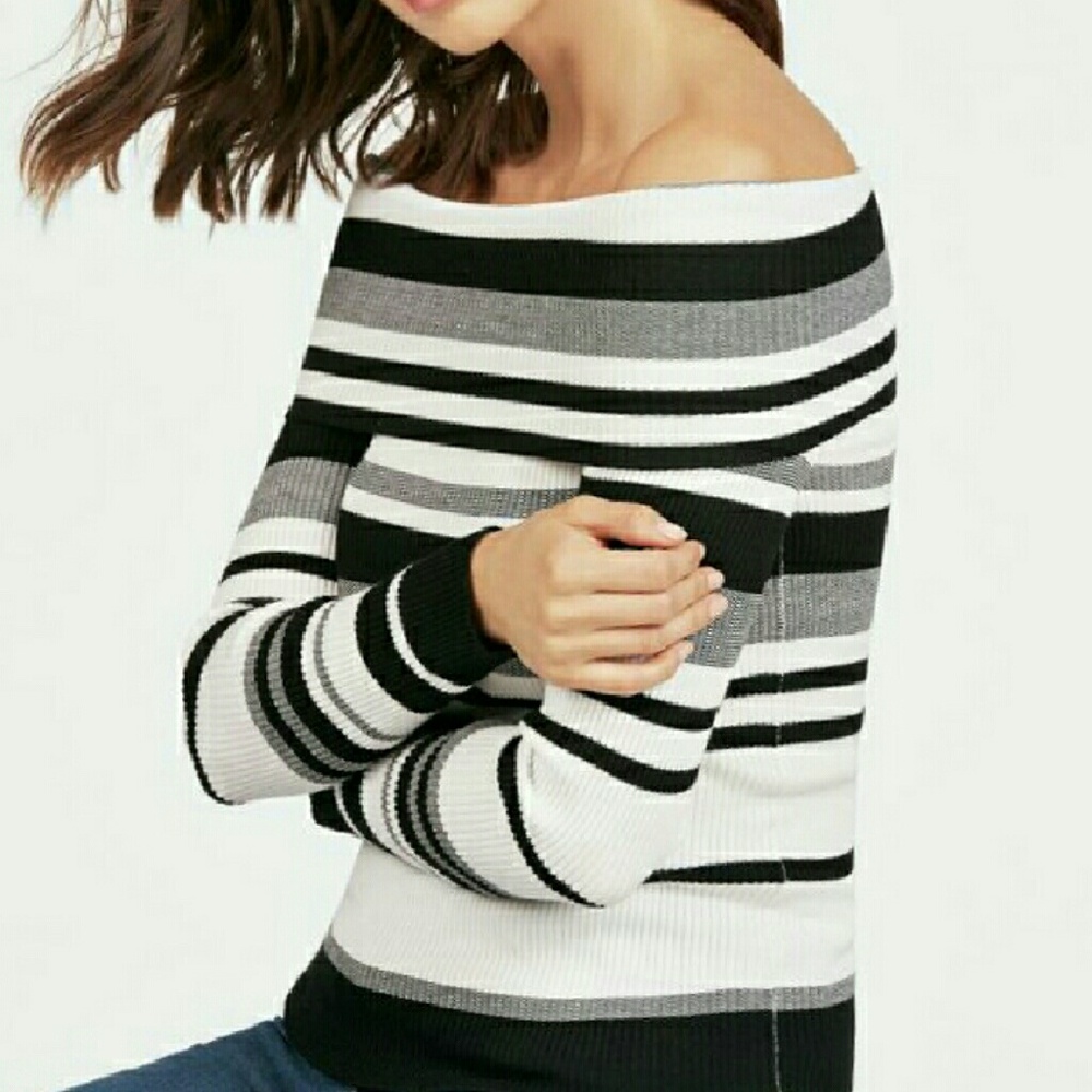 Off-The-Shoulder Knit Top - Picture 2 of 4