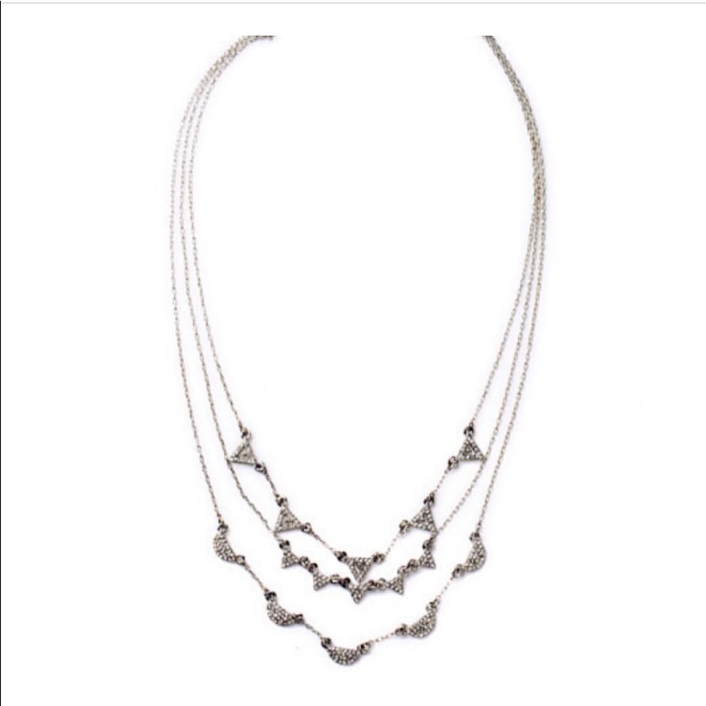 Stella and dot necklace nwot
