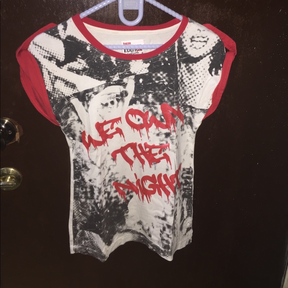 Grungy look tee