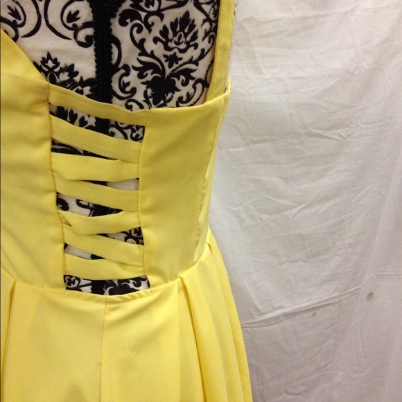 ⭐️SOLD⭐️XTaren Sunshine Yellow Criss Cross Side - Picture 3 of 4