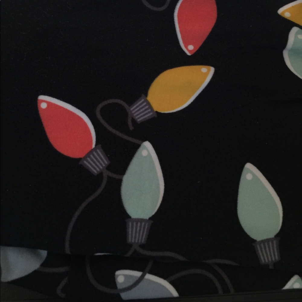 Christmas in July! Lularoe tween bulbs!