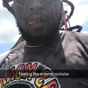 Meet your Posher, Thomas