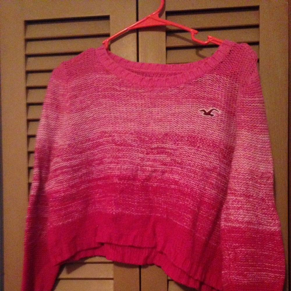 Hollis tee pink crop top sweater