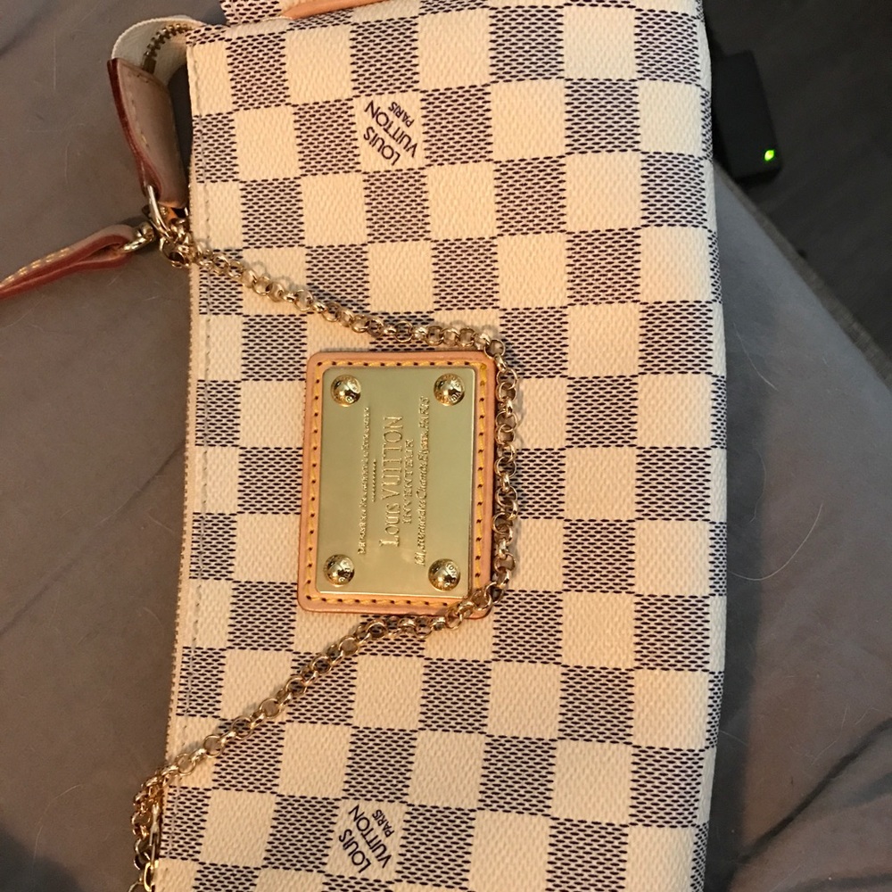 Louis Vuitton DamierAzur Eva Clutch