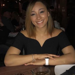 Meet your Posher, Kayla