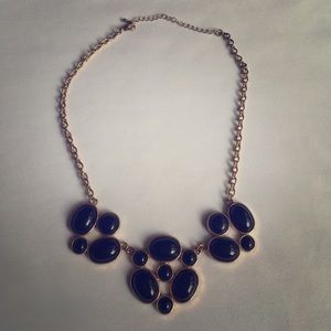 🎀JUST ADDED🎀 STATEMENT NECKLACE