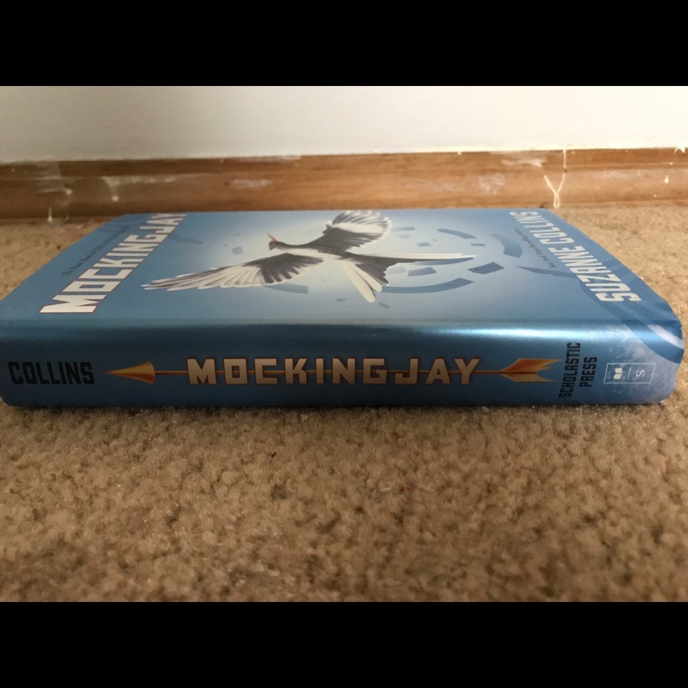 Mockingjay Book - Picture 3 of 4
