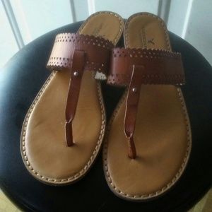 Women sandals