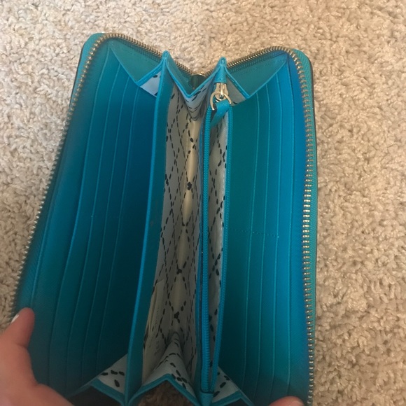 Kate Spade Wallet - Picture 3 of 4