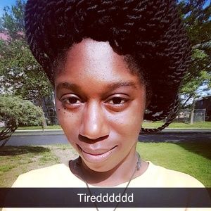 Meet your Posher, Latavia