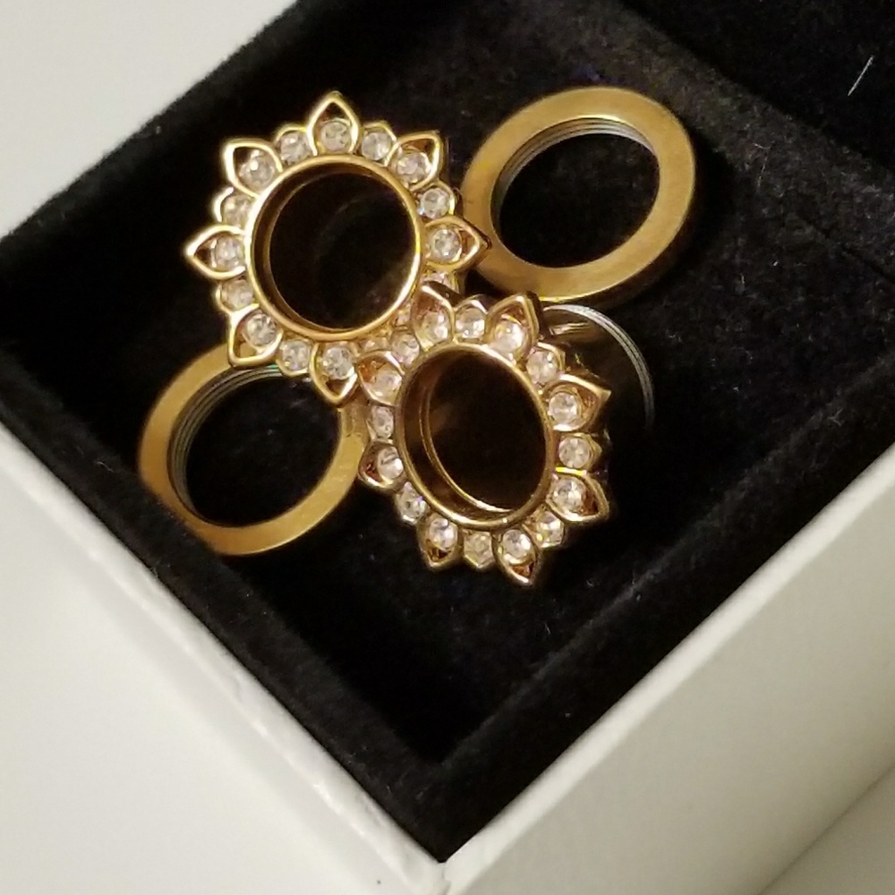 Floral gold gauges/plugs