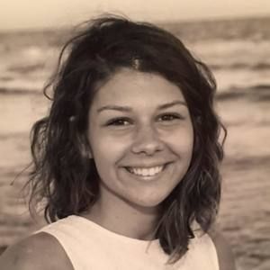 Meet your Posher, Caroline