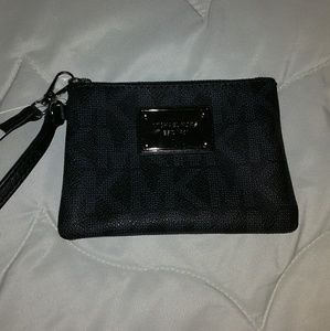 Small Michael Kors Wristlet