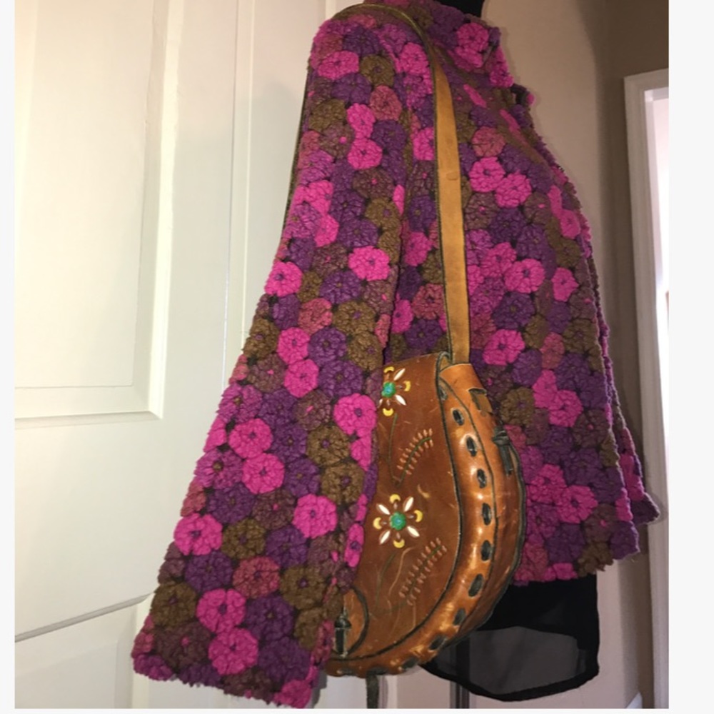 Vintage 70s Crochet Retro Flower Power Zip Up