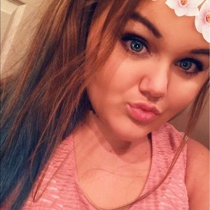 Meet your Posher, Amberlynn