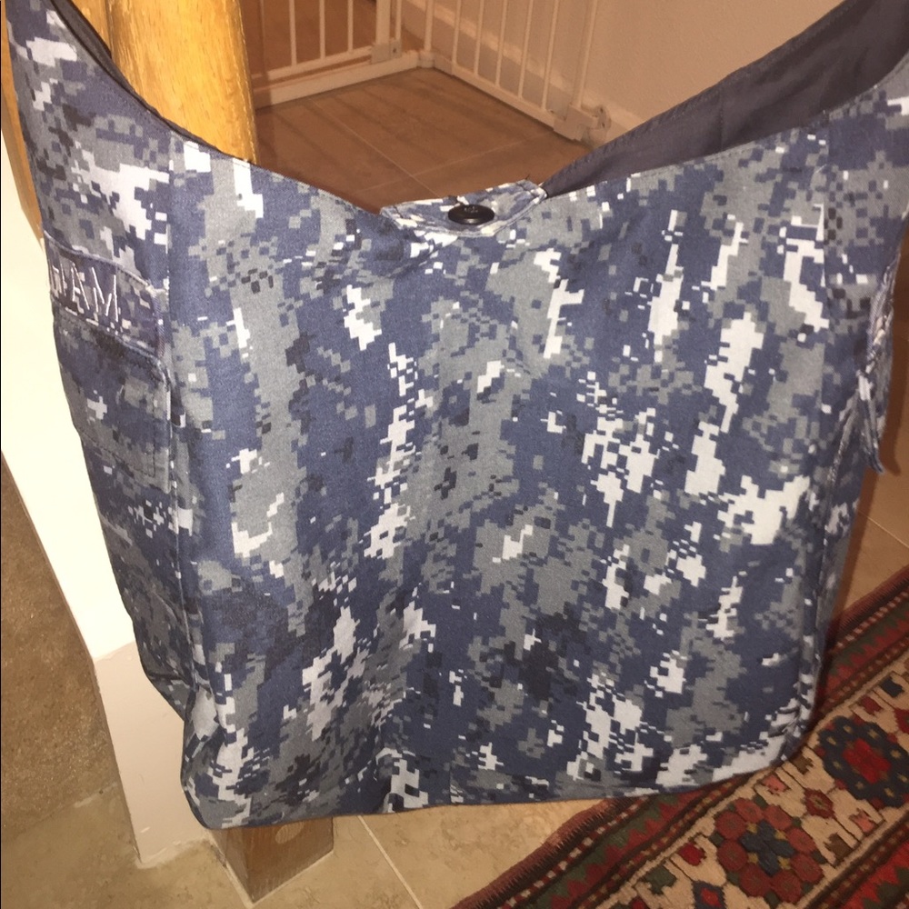 MILITARY STYLE SHOULDER/HOBO Bag