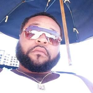 Meet your Posher, Corey